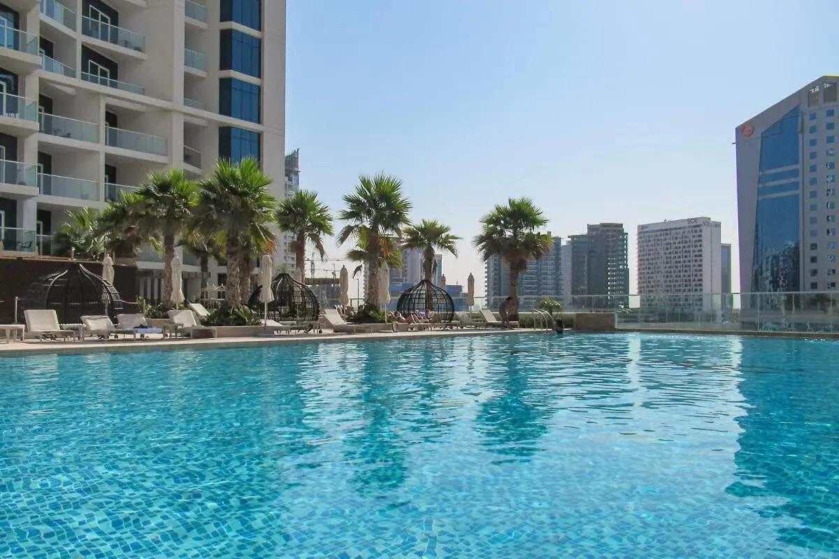 Frank Porter - Damac Prive A Dubai Apartment