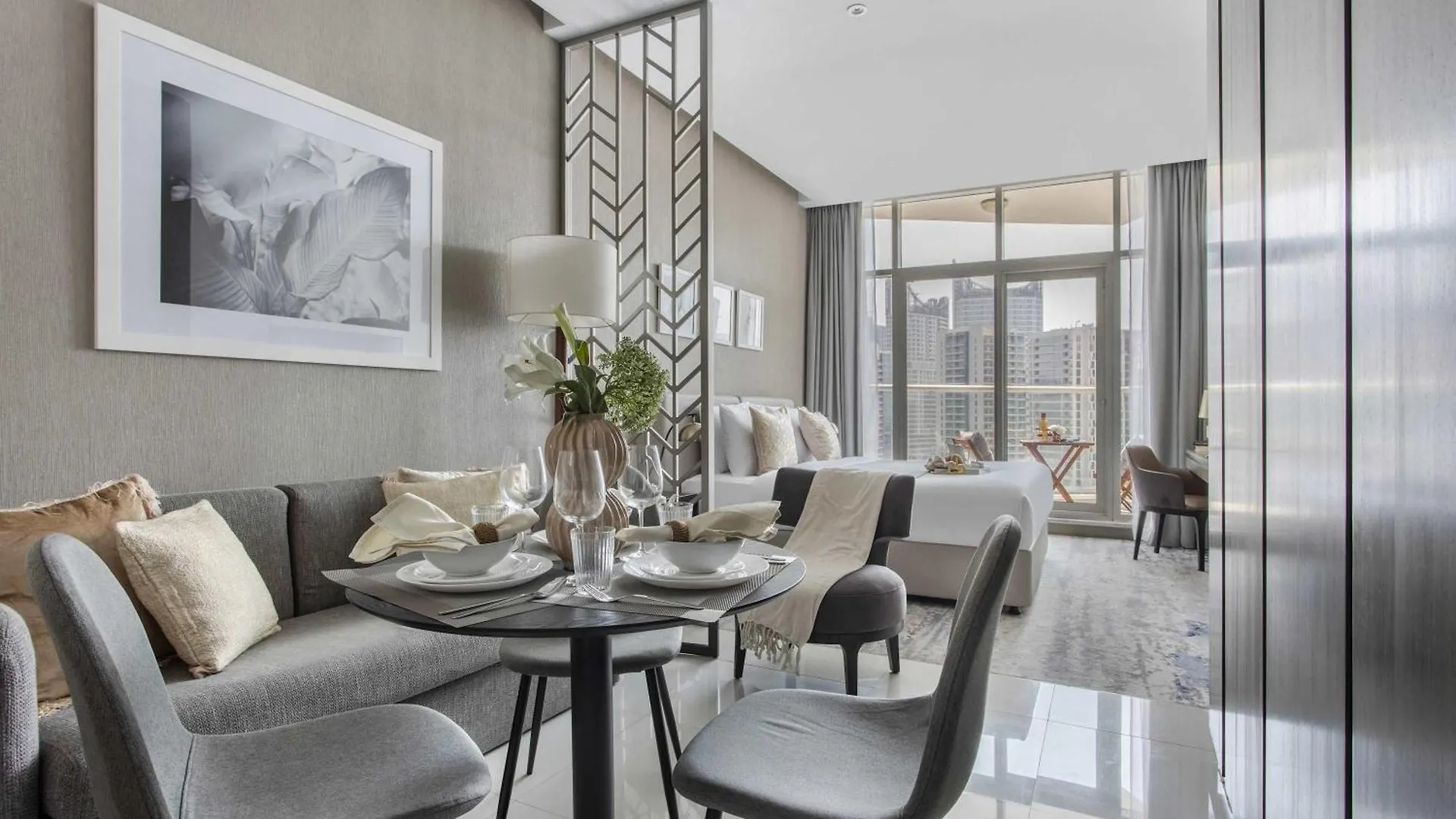 Frank Porter - Damac Prive A Dubai United Arab Emirates