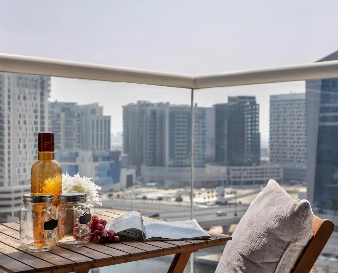 Frank Porter - Damac Prive A Dubai 0*,